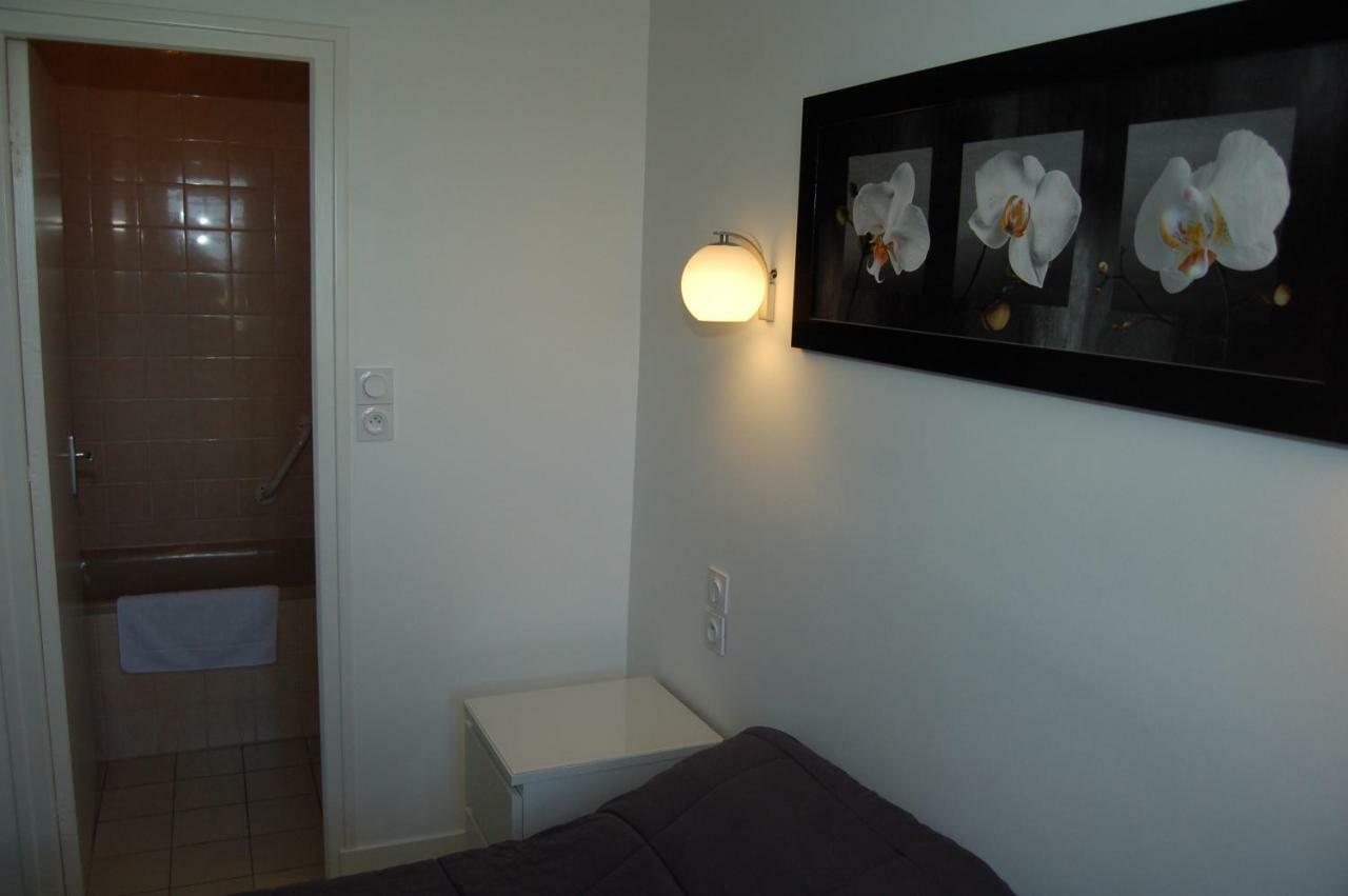 Le Relais Des Primeurs Logis Hotel Taule Luaran gambar