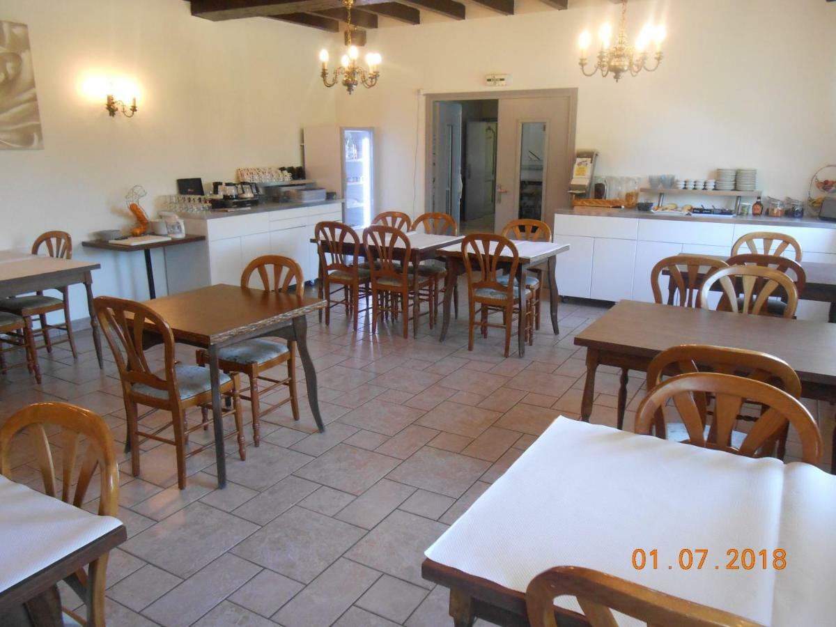Le Relais Des Primeurs Logis Hotel Taule Luaran gambar