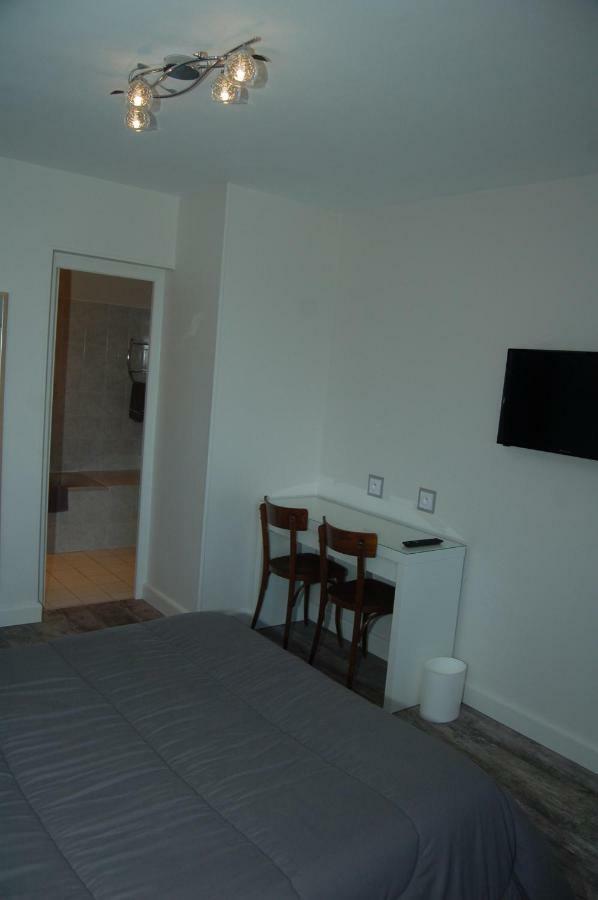 Le Relais Des Primeurs Logis Hotel Taule Luaran gambar