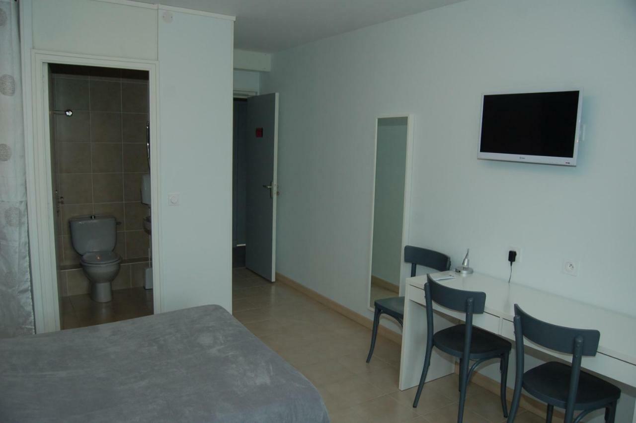 Le Relais Des Primeurs Logis Hotel Taule Luaran gambar
