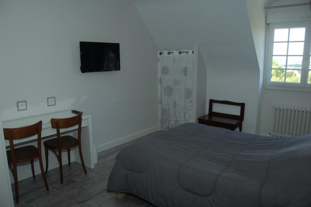 Le Relais Des Primeurs Logis Hotel Taule Luaran gambar